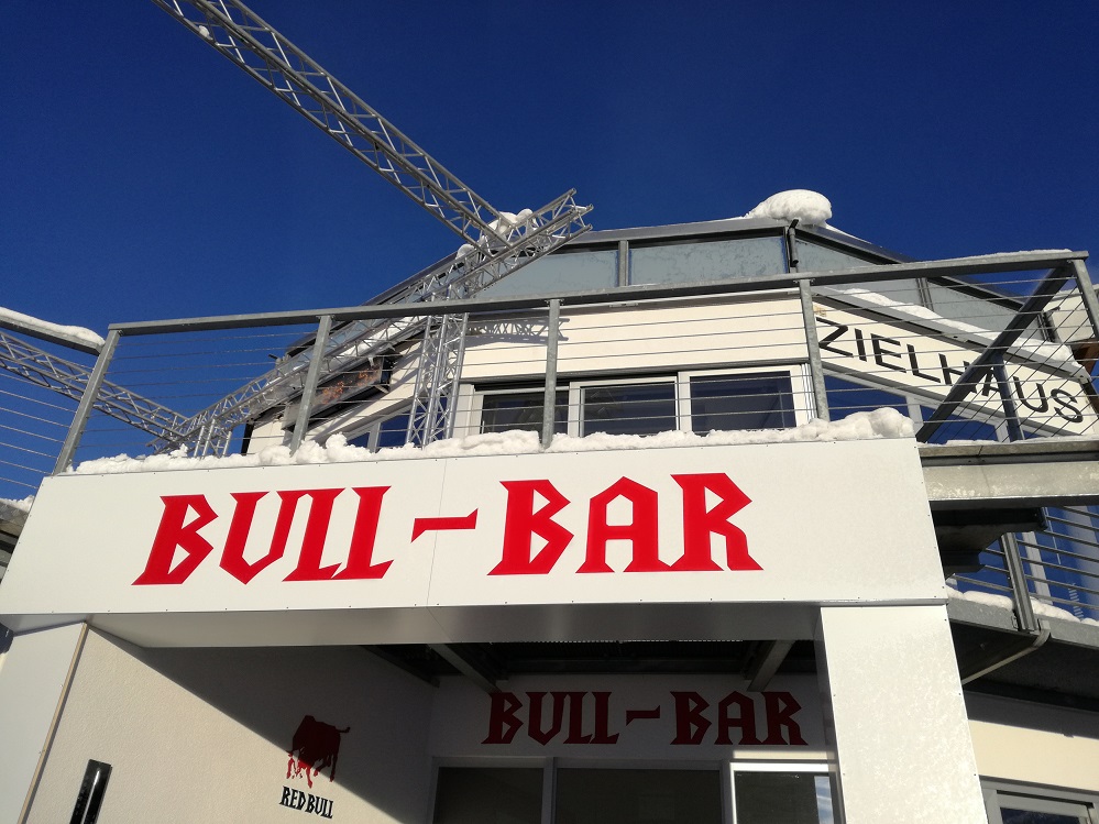 Bull Bar Zielhaus